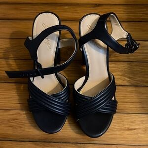 Badgley Mischka Navy Hells